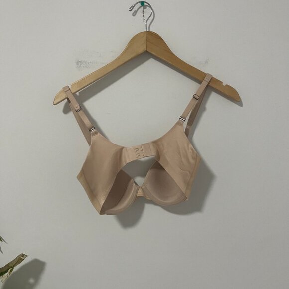 Spanx Pillow Cup T Shirt Bra Size 32C - Picture 6 of 7